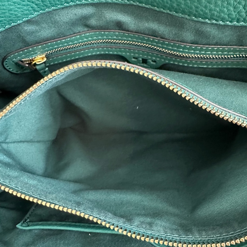 Tory Burch Gemini Link Leather Tote in Melachite - Picture 7 of 16